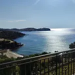Aegean Beachfront 펜션 Petriaí