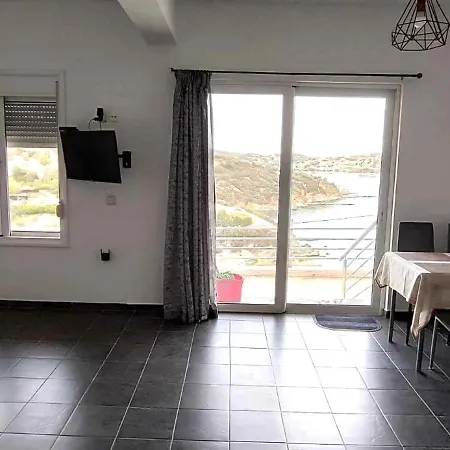 Aegean Beachfront Ferienhaus Petriaí